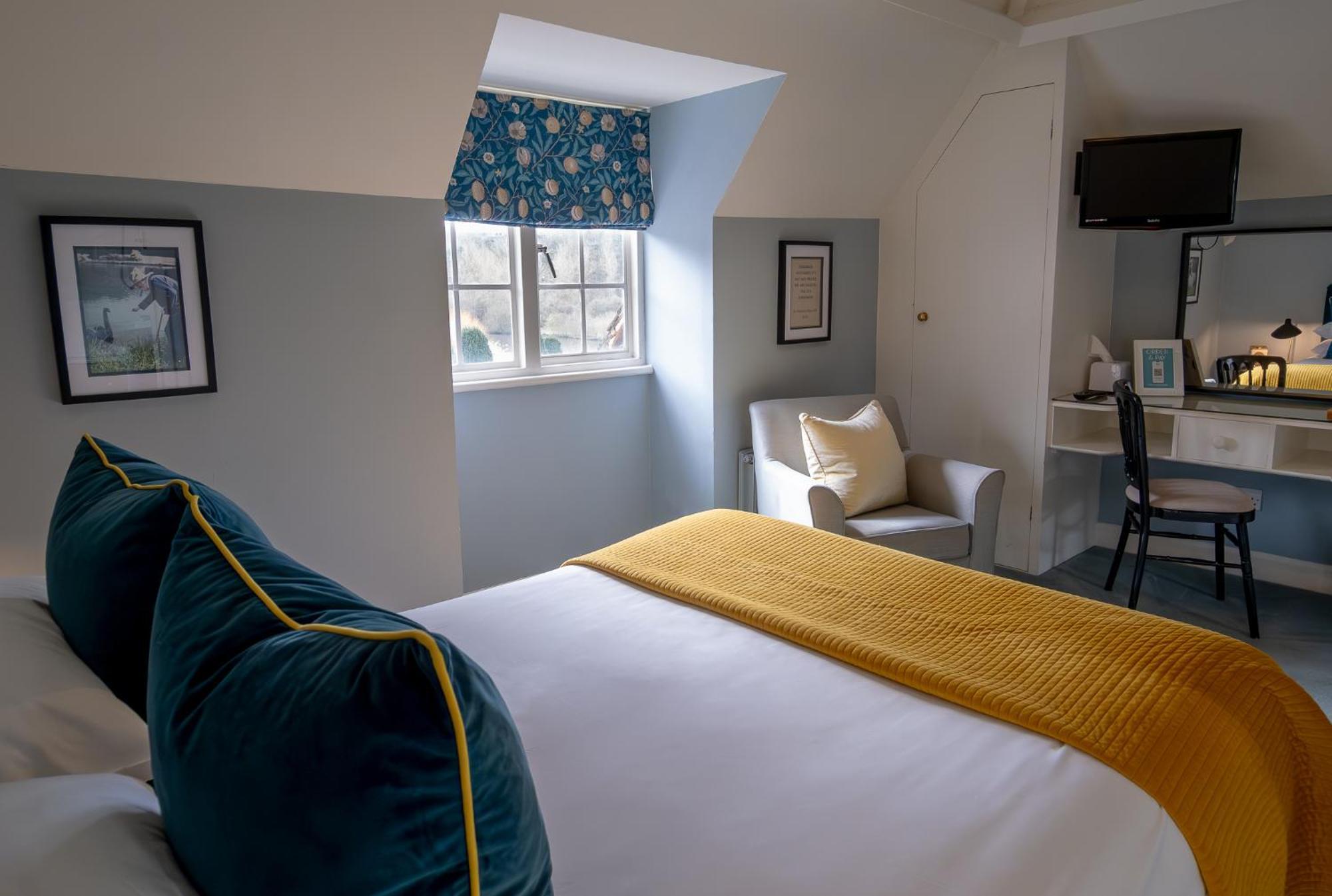 Leeds Castle Stable Courtyard Bed And Breakfast