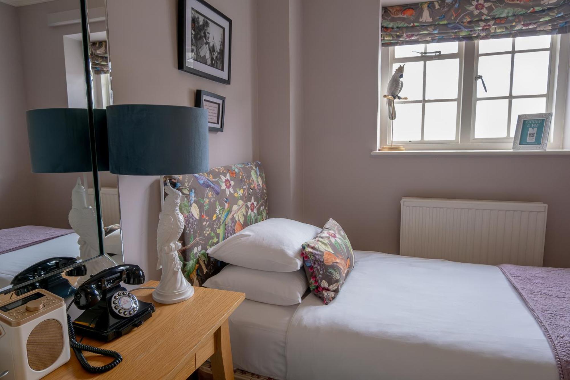 Leeds Castle Stable Courtyard Bed And Breakfast *